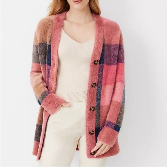 Ann Taylor Pink Plaid Boyfriend Cardigan XS Fuzzy Cozy Grandpacore - Picture 2 of 9